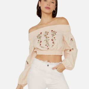 Shyanne🌹Off The Shoulder Top